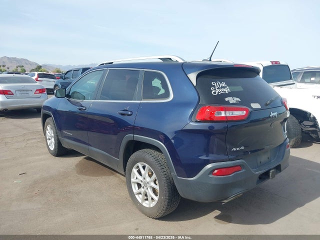 Продажа на аукционе авто 2015 Jeep Cherokee Latitude, vin: 1C4PJMCS1FW668573, номер лота: 44911768