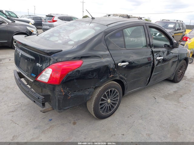 3N1CN7AP1FL863326 Nissan Versa 1.6 Sv