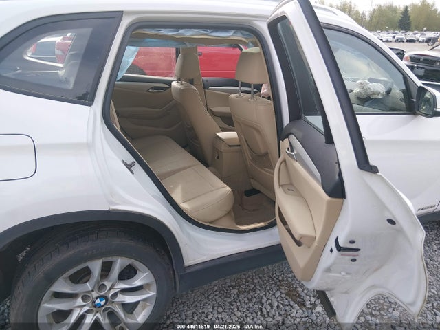 WBAVL1C51FVY41473 BMW X1 Xdrive28i