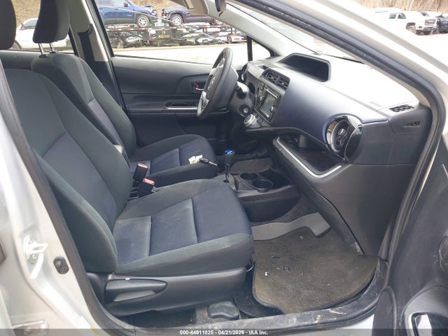 Продаж на аукціоні авто 2017 Toyota Prius C Two, vin: JTDKDTB32H1591766, номер лоту: 44911825