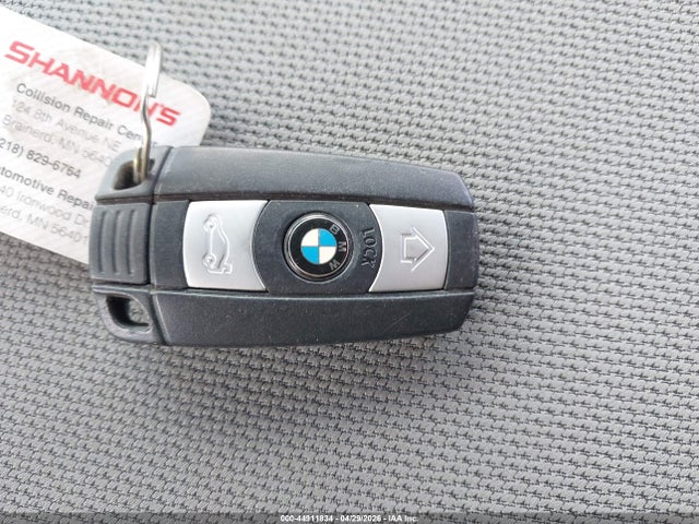 2011 Bmw 328i Xdrive მანქანა იყიდება აუქციონზე, vin: WBAPK7C54BA973594, აუქციონის ნომერი: 44911834