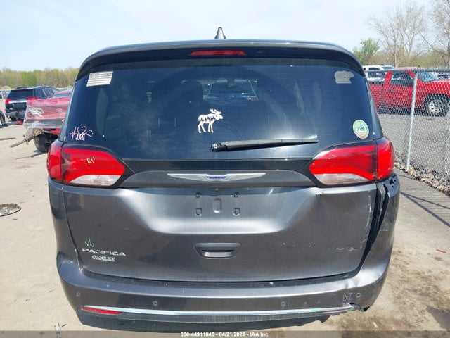 2020 Chrysler Pacifica Touring მანქანა იყიდება აუქციონზე, vin: 2C4RC1FG1LR111966, აუქციონის ნომერი: 44911840