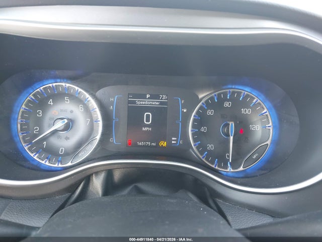 2020 Chrysler Pacifica Touring მანქანა იყიდება აუქციონზე, vin: 2C4RC1FG1LR111966, აუქციონის ნომერი: 44911840