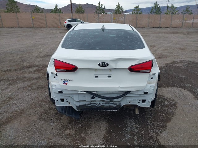 44911854 :رقم المزاد ، 3KPFK4A75JE270969 vin ، 2018 Kia Forte Lx مزاد بيع