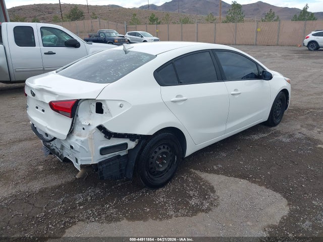 44911854 :رقم المزاد ، 3KPFK4A75JE270969 vin ، 2018 Kia Forte Lx مزاد بيع