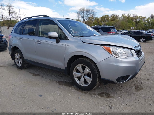 2015 Subaru Forester 2.5i Premium მანქანა იყიდება აუქციონზე, vin: JF2SJAFC1FH594042, აუქციონის ნომერი: 44911863