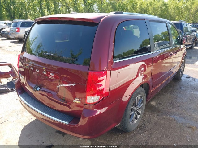 Продажа на аукционе авто 2017 Dodge Grand Caravan Sxt, vin: 2C4RDGCG1HR596217, номер лота: 44911866