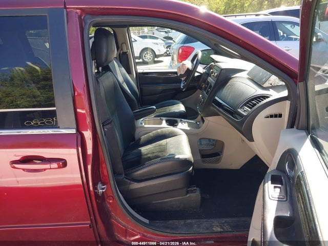 Продажа на аукционе авто 2017 Dodge Grand Caravan Sxt, vin: 2C4RDGCG1HR596217, номер лота: 44911866