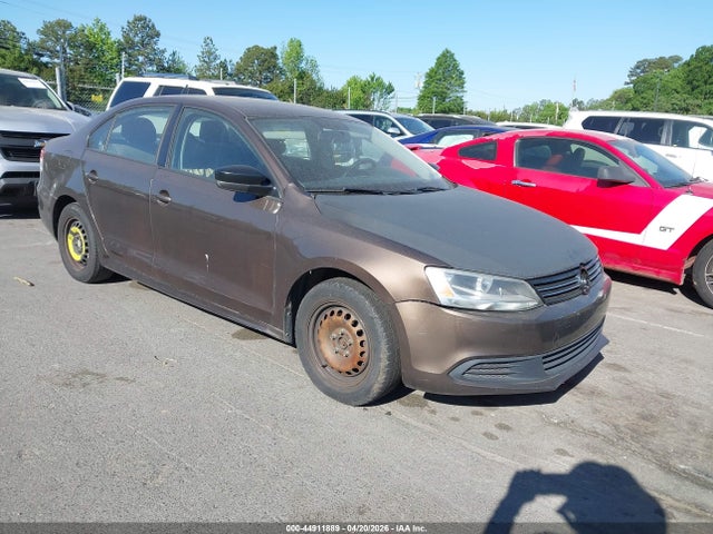 44911889 :رقم المزاد ، 3VW2K7AJ7EM305144 vin ، 2014 Volkswagen Jetta 2.0l S مزاد بيع