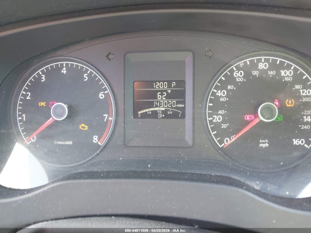 44911889 :رقم المزاد ، 3VW2K7AJ7EM305144 vin ، 2014 Volkswagen Jetta 2.0l S مزاد بيع