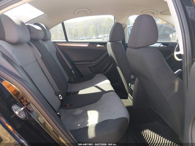 Продаж на аукціоні авто 2017 Volkswagen Jetta 1.4t S, vin: 3VW2B7AJ4HM211307, номер лоту: 44911901