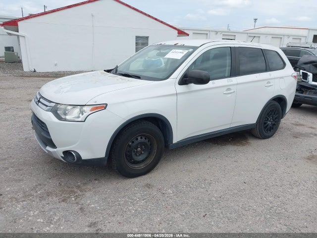 Продаж на аукціоні авто 2015 Mitsubishi Outlander Es, vin: JA4AD2A35FZ001026, номер лоту: 44911906