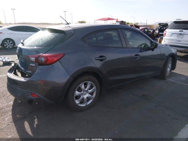 3MZBM1J72GM255879 Mazda Mazda3 I Sport