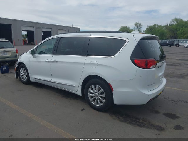 2C4RC1BG8HR540390 Chrysler Pacifica Touring-l
