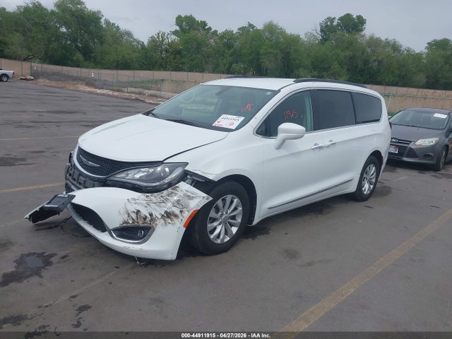 2C4RC1BG8HR540390 Chrysler Pacifica Touring-l