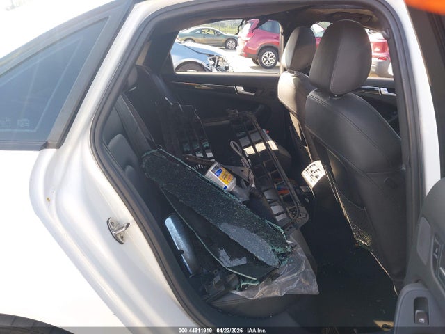 44911919 :رقم المزاد ، WAUHFAFL7BN018068 vin ، 2011 Audi A4 2.0t Premium مزاد بيع