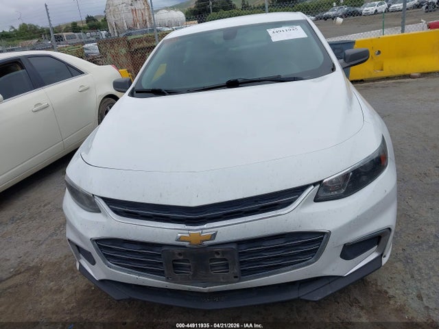 1G1ZB5ST8JF275662 Chevrolet Malibu 1ls