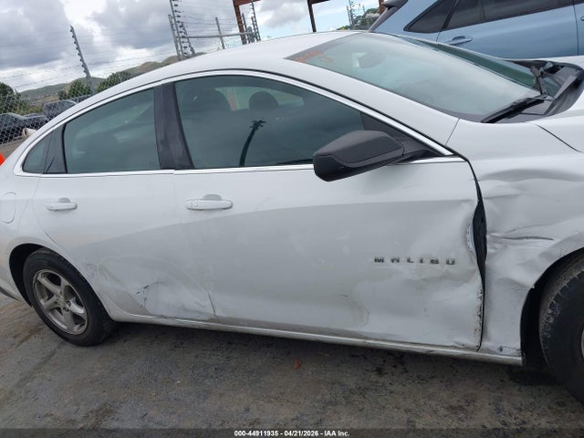 1G1ZB5ST8JF275662 Chevrolet Malibu 1ls