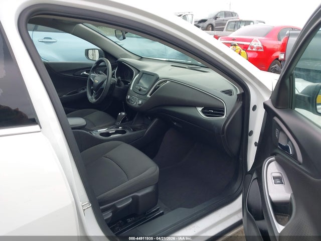 1G1ZB5ST8JF275662 Chevrolet Malibu 1ls