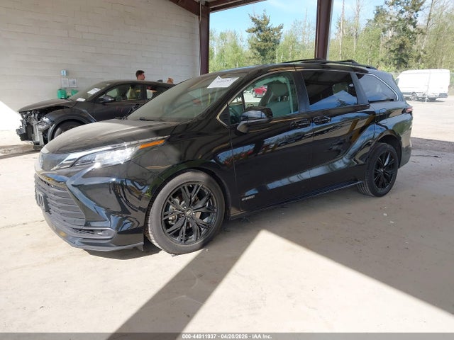 Toyota SIENNA LE 2021 5TDKSKFC6MS031918 Image 2