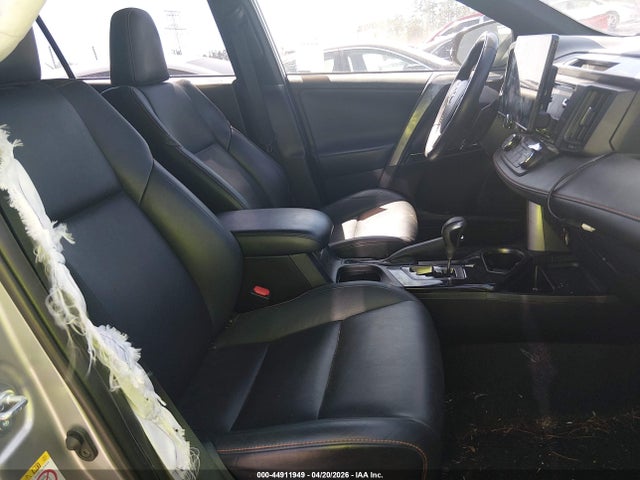 2018 Toyota Rav4 Se მანქანა იყიდება აუქციონზე, vin: JTMNFREV1JJ190836, აუქციონის ნომერი: 44911949