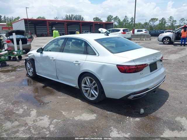 Продаж на аукціоні авто 2024 Audi A4 Premium 45 Tfsi S Line Quattro S Tronic, vin: WAUDAAF45RN019039, номер лоту: 44911957