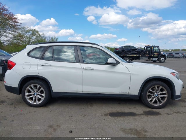 2015 Bmw X1 Xdrive28i მანქანა იყიდება აუქციონზე, vin: WBAVL1C57FVY24970, აუქციონის ნომერი: 44911969