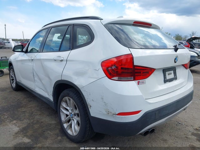 2015 Bmw X1 Xdrive28i მანქანა იყიდება აუქციონზე, vin: WBAVL1C57FVY24970, აუქციონის ნომერი: 44911969