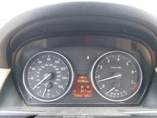 2015 Bmw X1 Xdrive28i მანქანა იყიდება აუქციონზე, vin: WBAVL1C57FVY24970, აუქციონის ნომერი: 44911969