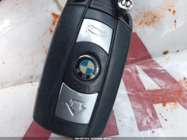 44911970 :رقم المزاد ، WBAKE3C56DE772091 vin ، 2013 Bmw 328i مزاد بيع
