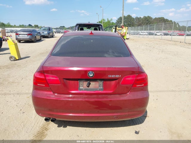 44911970 :رقم المزاد ، WBAKE3C56DE772091 vin ، 2013 Bmw 328i مزاد بيع