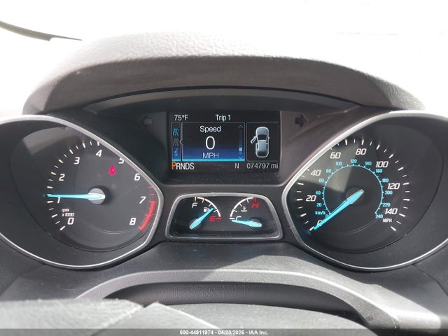1FMCU9GX2GUC81032 Ford ESCAPE SE