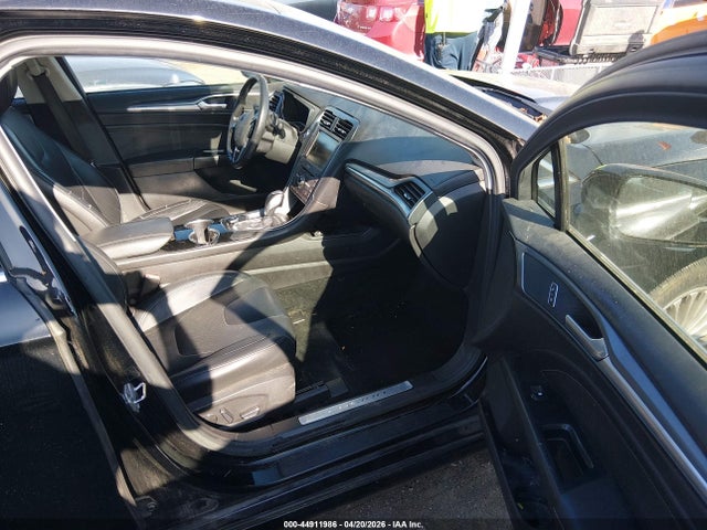 44911986 :رقم المزاد ، 3FA6P0K94GR400337 vin ، 2016 Ford Fusion Titanium مزاد بيع