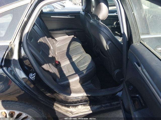 44911986 :رقم المزاد ، 3FA6P0K94GR400337 vin ، 2016 Ford Fusion Titanium مزاد بيع