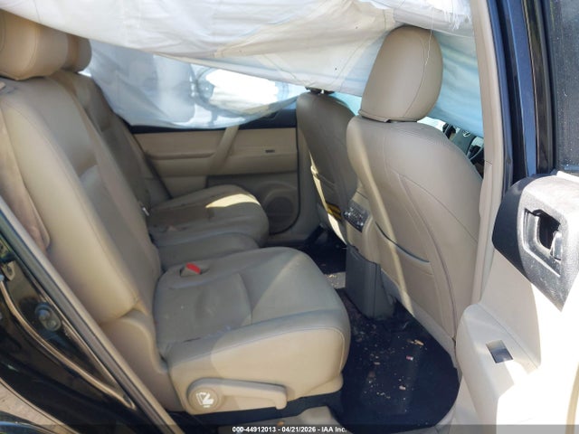 Продажа на аукционе авто 2013 Toyota Highlander, vin: 5TDZA3EH2DS037350, номер лота: 44912013