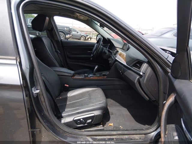44912016 :رقم المزاد ، WBA3A5C53EJ463831 vin ، 2014 Bmw 328i مزاد بيع