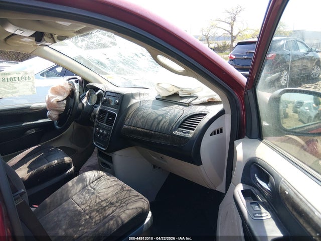 44912018 :رقم المزاد ، 2D4RN4DGXBR623094 vin ، 2011 Dodge Grand Caravan Express مزاد بيع