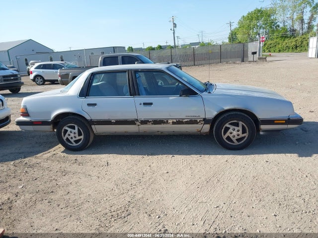 1991 Pontiac 6000 Le მანქანა იყიდება აუქციონზე, vin: 1G2AF54T9M6208695, აუქციონის ნომერი: 44912045