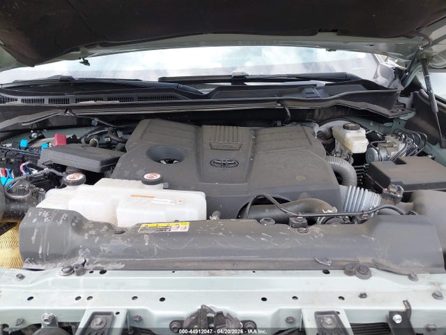 Продаж на аукціоні авто 2024 Toyota Tundra Sr5, vin: 5TFLA5AB5RX037833, номер лоту: 44912047