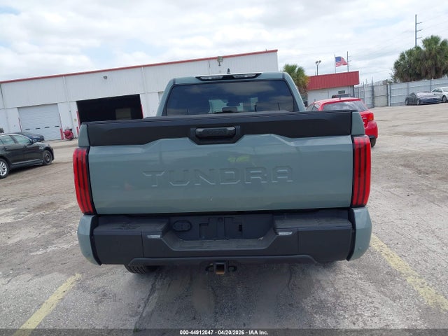 Продаж на аукціоні авто 2024 Toyota Tundra Sr5, vin: 5TFLA5AB5RX037833, номер лоту: 44912047