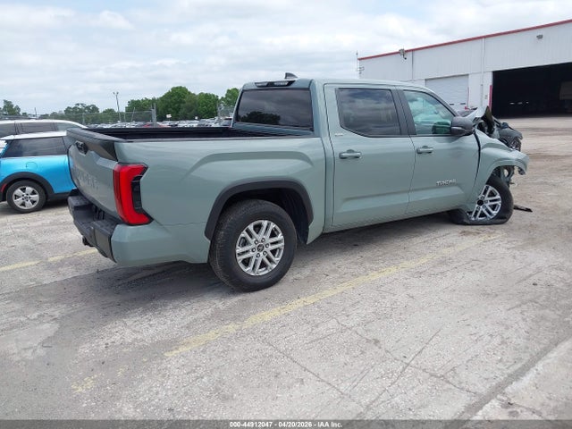 Продаж на аукціоні авто 2024 Toyota Tundra Sr5, vin: 5TFLA5AB5RX037833, номер лоту: 44912047