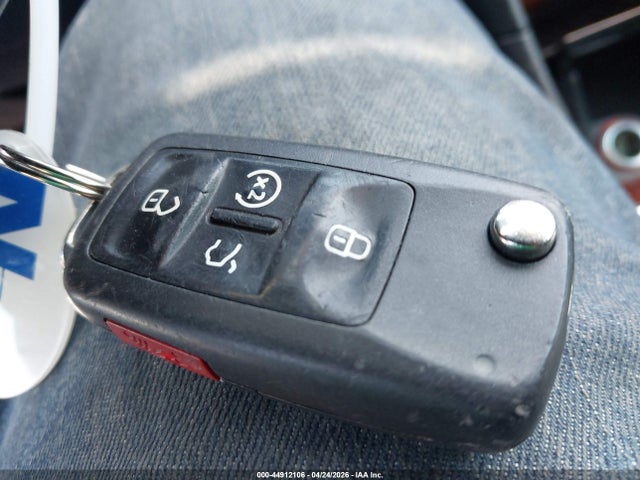 44912106 :رقم المزاد ، 1VWCP7A37DC068288 vin ، 2013 Volkswagen Passat 2.5l Sel Premium مزاد بيع