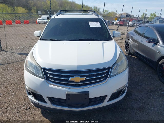 44912157 :رقم المزاد ، 1GNKVGKD2HJ187662 vin ، 2017 Chevrolet Traverse 1lt مزاد بيع