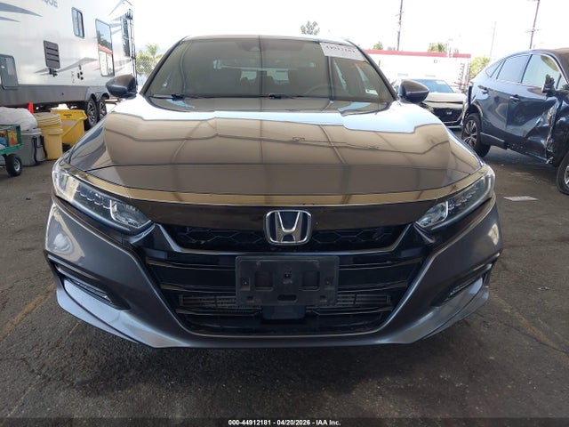 1HGCV1F30JA135174 Honda Accord Sport