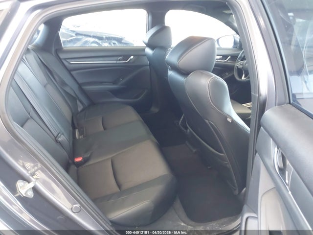 1HGCV1F30JA135174 Honda Accord Sport