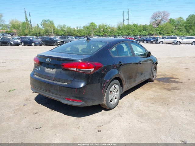 3KPFK4A70JE265968 KIA FORTE LX