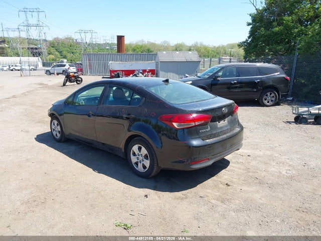 3KPFK4A70JE265968 KIA FORTE LX