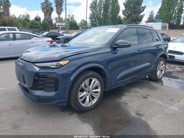 Продажа на аукционе авто 2025 Audi Q6 E-tron Premium, vin: WA112BGF9SA032652, номер лота: 44912191
