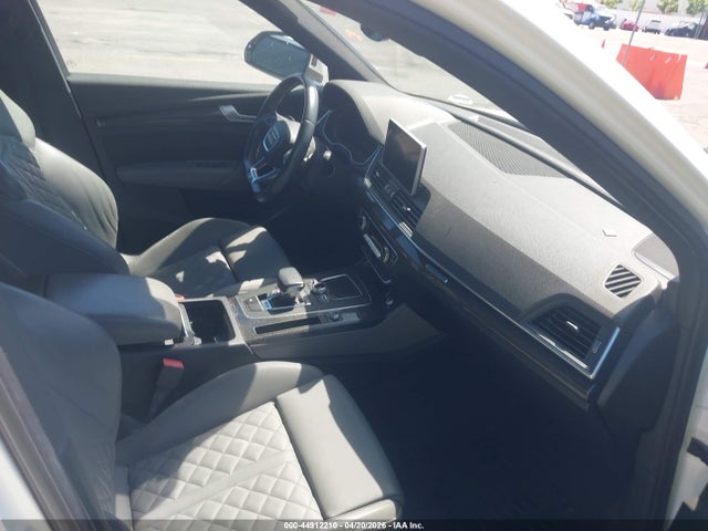 WA1A4AFYXJ2142416 Audi Sq5 3.0t Premium Plus