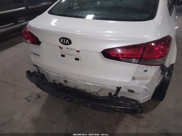 Aukcja sprzedaży 2018 Kia Forte Lx, vin: 3KPFL4A71JE167044, numer aukcji: 44912214